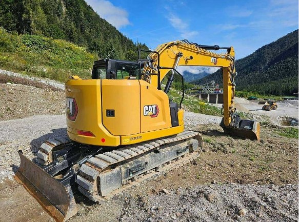 Caterpillar 315 GC Raupenbagger, Bild 1